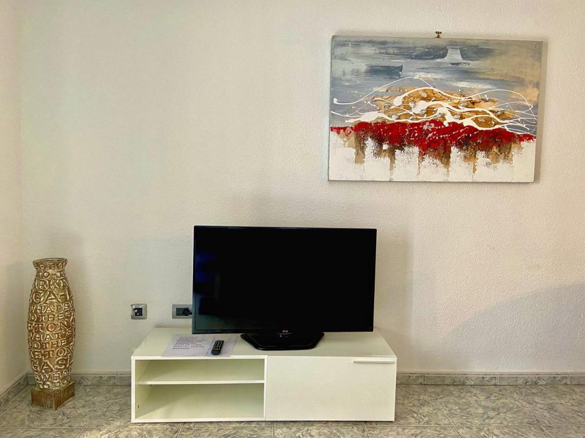 Victoria Court Modern 1 Bed Apartment Лос Кристианос Экстерьер фото